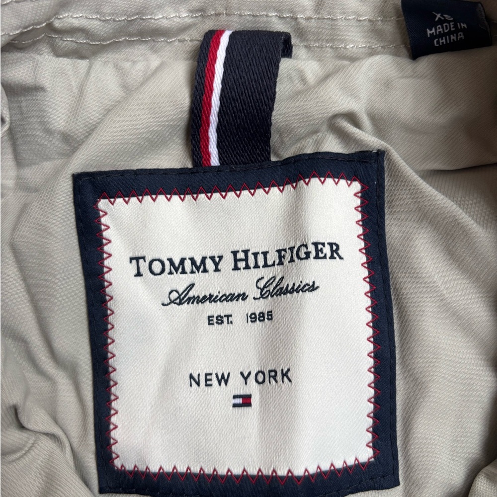 Tommy Hilfiger Classic Beige Trench Coat - Picture 4 of 6
